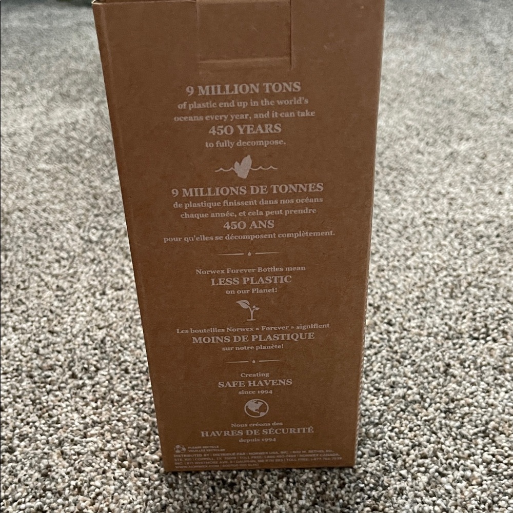 *NEW* Norwex Cleaning Set with Forever Bottle - Picture 9 of 10